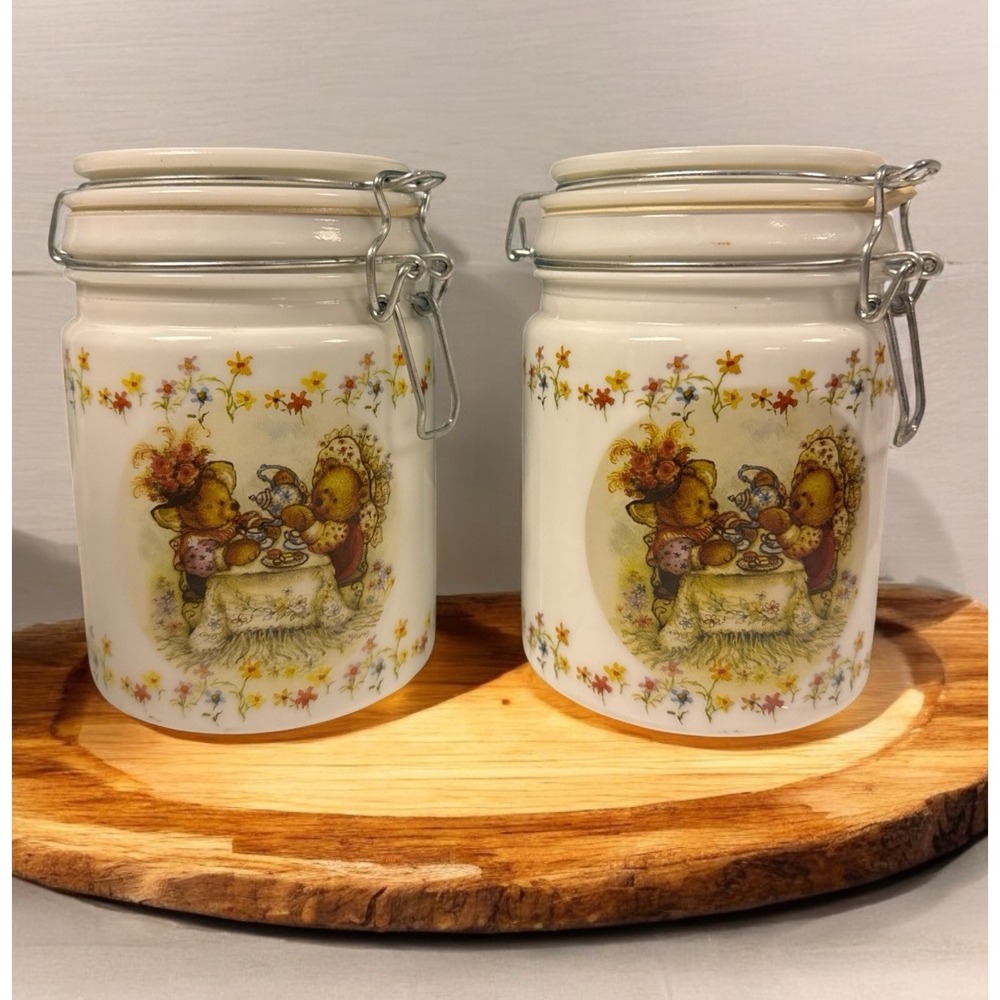 Set Of 2 Vtg Hallmark White Milk‎ Glass Ceramic Teddy Bear Tea Party Canisters
